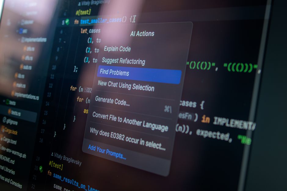 AI search engine evaluating content analogy structure