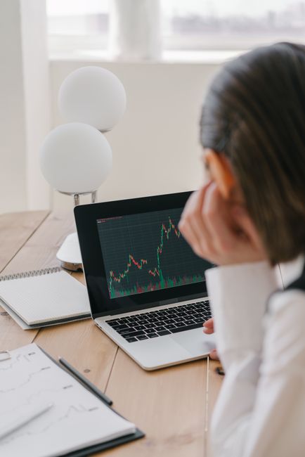 AI analyzing data with magnifying glass