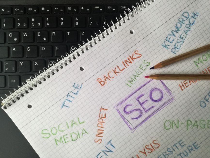 GEO优化实操指南：从关键指标到落地步骤，缓解AI搜索的信息损耗